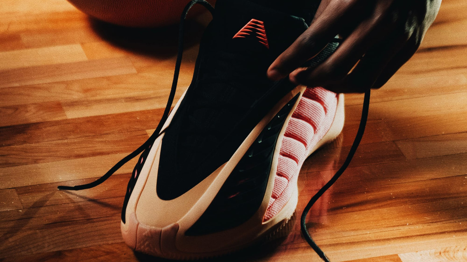 Історія adidas Basketball