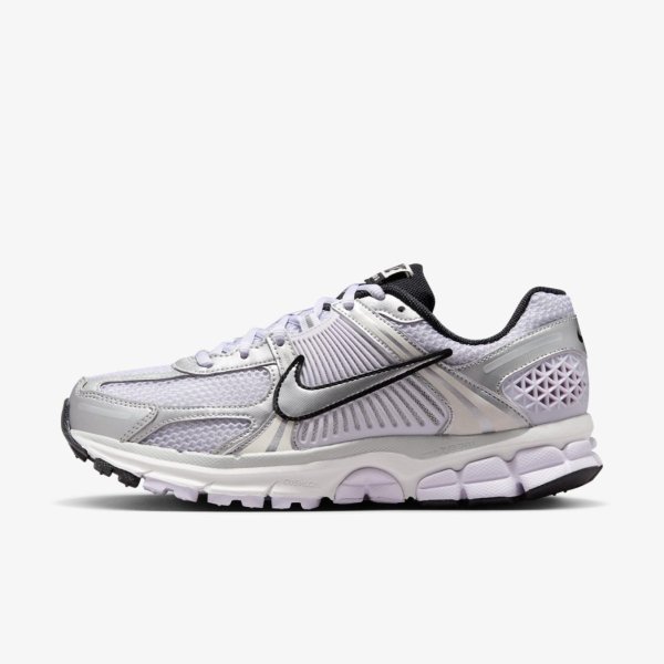 Жіночі кросівки NIKE W ZOOM VOMERO 5 M