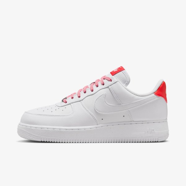 Жіночі кросівки NIKE W AIR FORCE 1 07