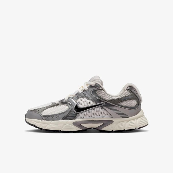 Дитячі кросівки NIKE V5 RNR