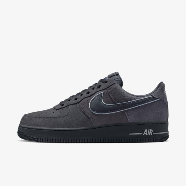 Чоловічі кросівки NIKE AIR FORCE 1 07 LV8