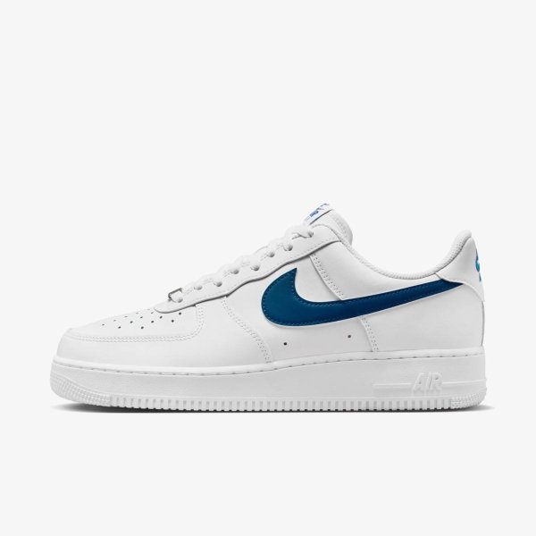 Чоловічі кросівки NIKE AIR FORCE 1 07