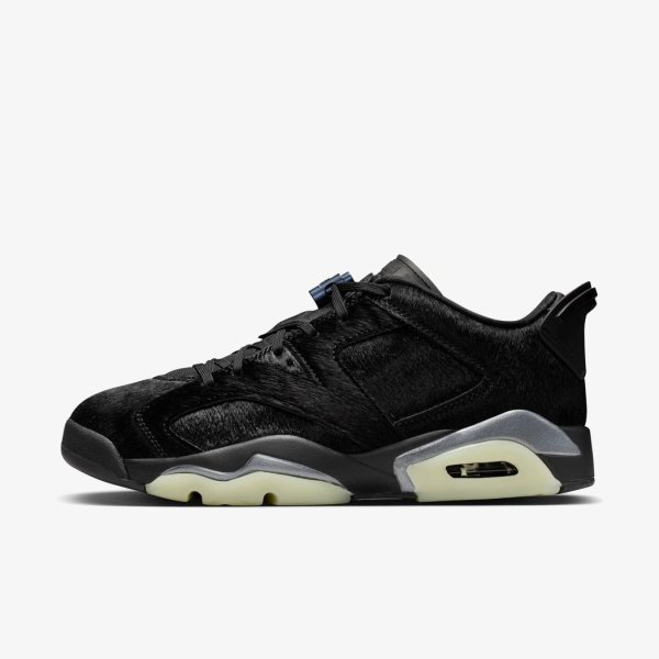 Жіночі кросівки WMNS AIR JORDAN 6 LOW BLACKOUT