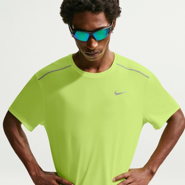 Чоловіча футболка NIKE M NK DF UV MILER SS