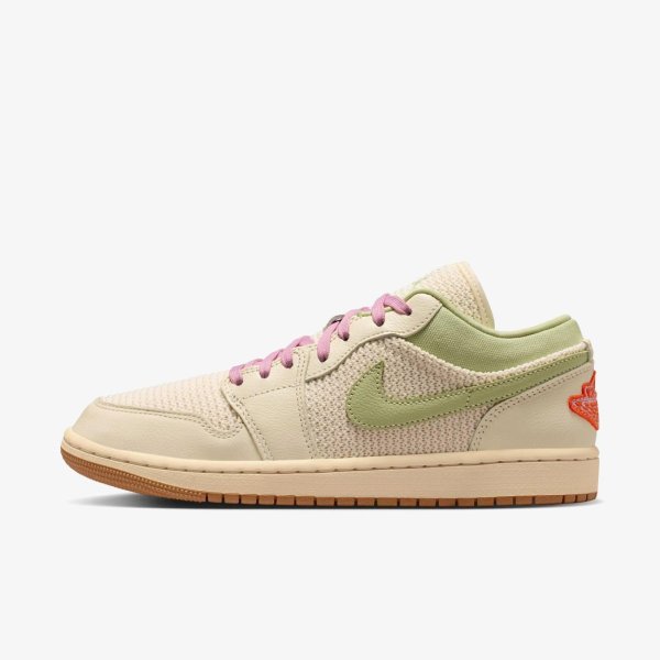 Жіночі кросівки WMNS AIR JORDAN 1 LOW SE