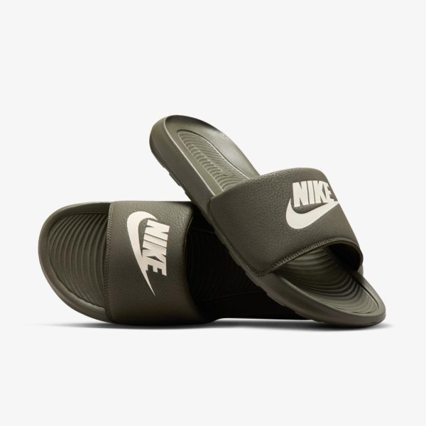Чоловічі тапочки NIKE VICTORI ONE SLIDE