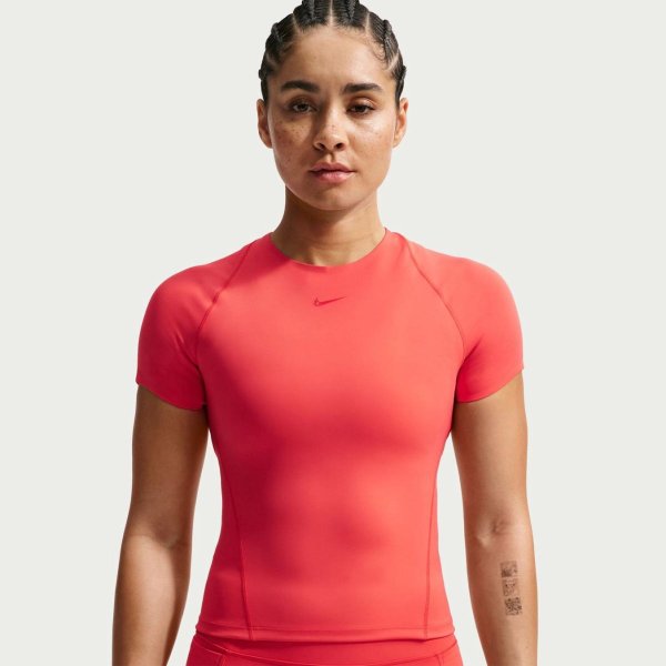 Жіноча футболка NIKE W NK DF UNVRSA SS TOP SNL
