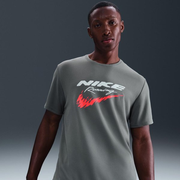 Чоловіча футболка NIKE M NK DF UV RN ENRGY MILER SS