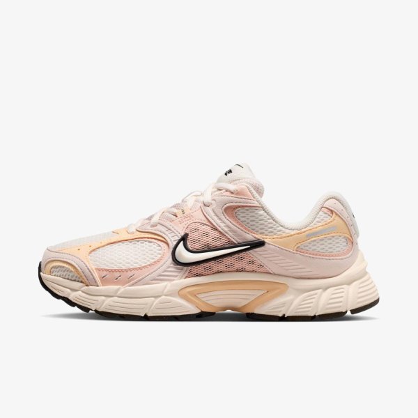 Жіночі кросівки NIKE W V5 RNR