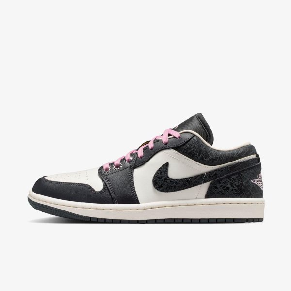 Жіночі кросівки WMNS AIR JORDAN 1 LOW SE