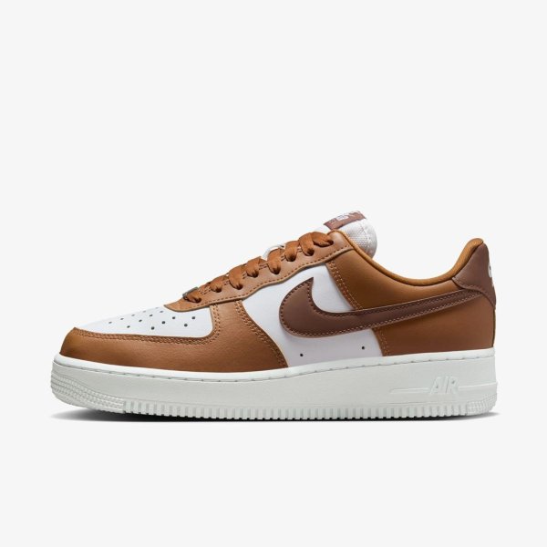 Женские кроссовки NIKE W AIR FORCE 1 07