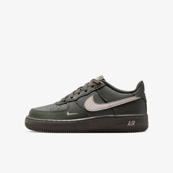 Детские кроссовки NIKE AIR FORCE 1 TECH ESSENTIAL