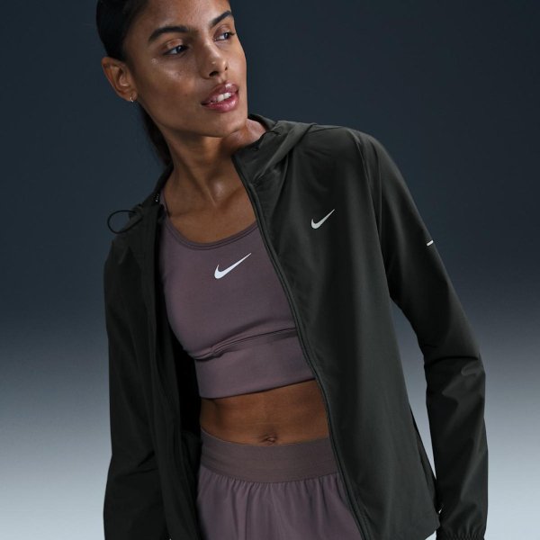 Женская куртка NIKE W NK SWIFT RPL PKBL JKT