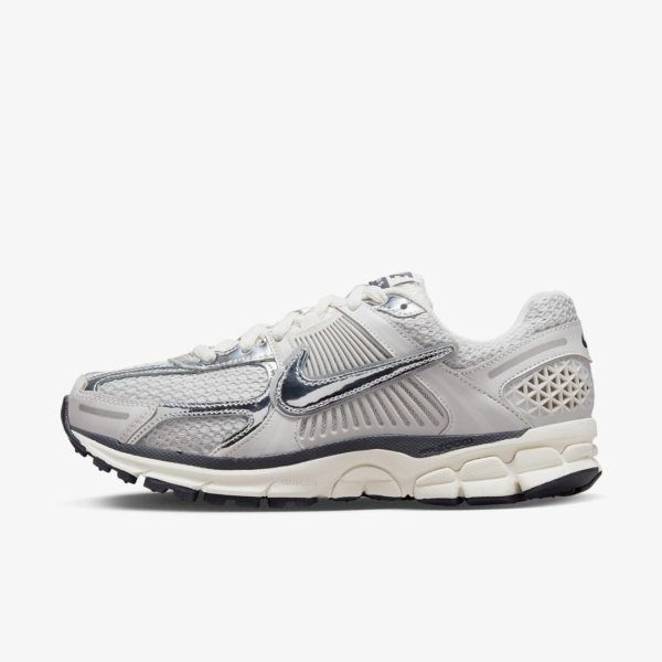 Женские кроссовки NIKE ZOOM VOMERO 5