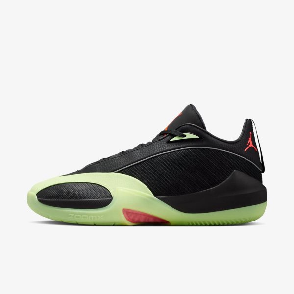 Чоловічі кросівки NIKE JORDAN TRIANGLE