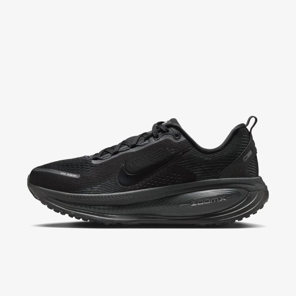 Жіночі кросівки NIKE VOMERO 18 «Triple Black»