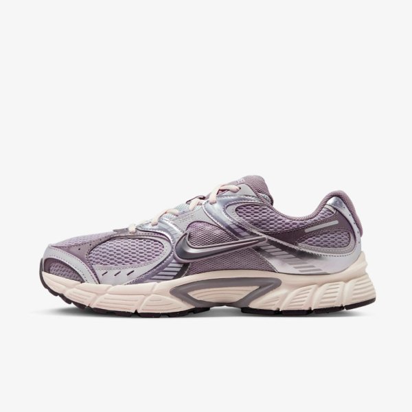 Чоловічі кросівки NIKE V5 RNR