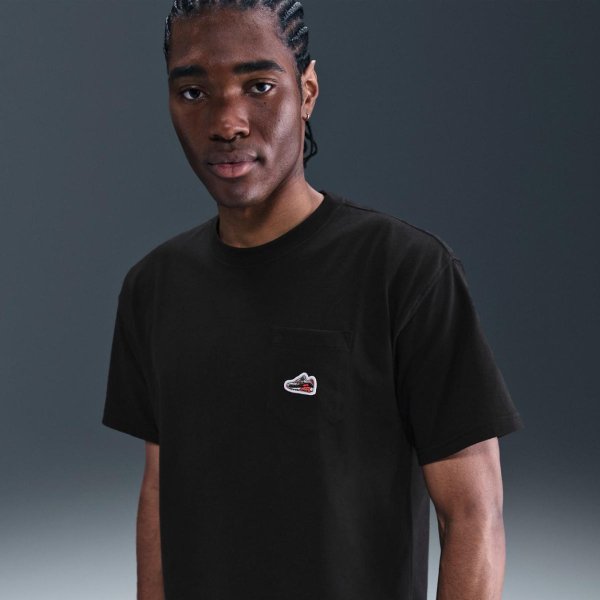 Жіноча футболка NIKE SPORTSWEAR TEE ACCESSORIES PATCH CONNECT