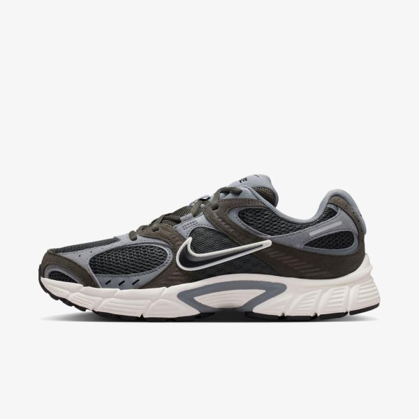 Чоловічі кросівки NIKE V5 RNR SUEDE 2