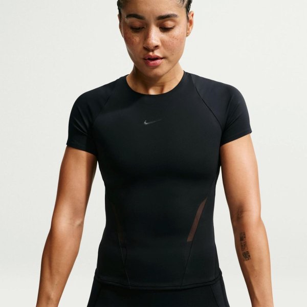 Жіноча футболка NIKE UNIVERSA MESH SHORT-SLEEVE TOP