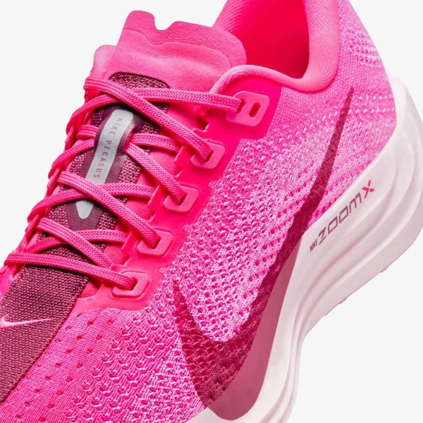 Жіночі кросівки NIKE W PEGASUS PLUS
