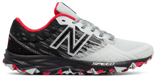 Кроссовки для бега New Balance 690