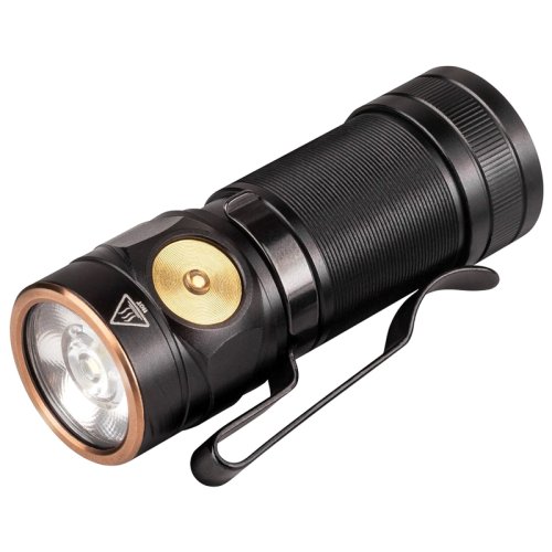 Фонарь Fenix E18R Cree XP-L HI LED