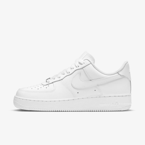 Жіночі кросівки NIKE WMNS AIR FORCE 1 07