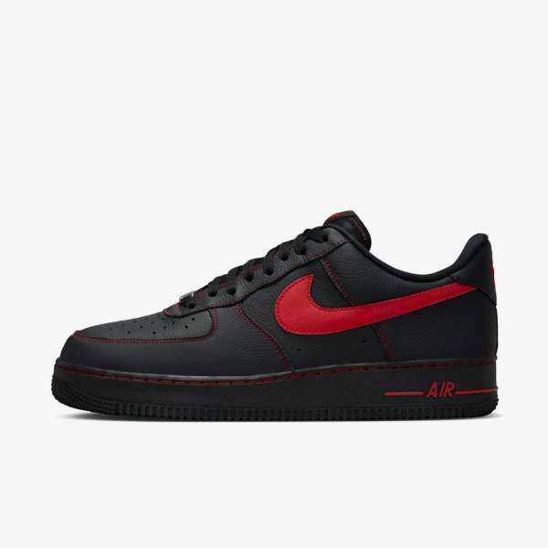 Чоловічі кросівки NIKE AIR FORCE 1 07 LV8 BRED