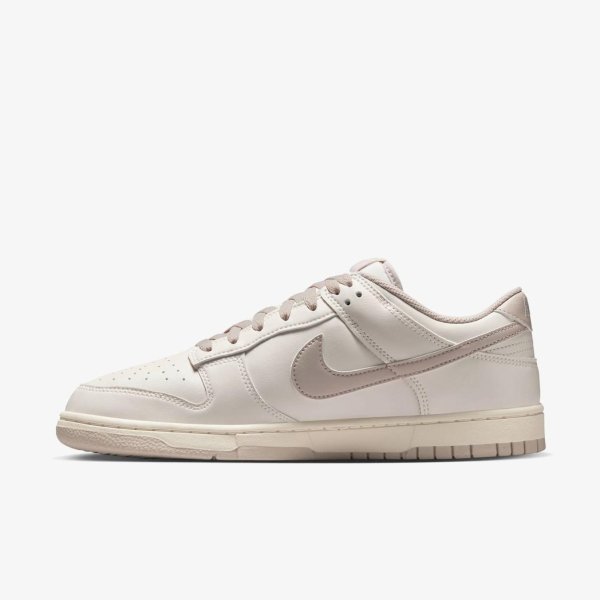 Чоловічі кросівки NIKE DUNK LOW RETRO SOFT PEARL