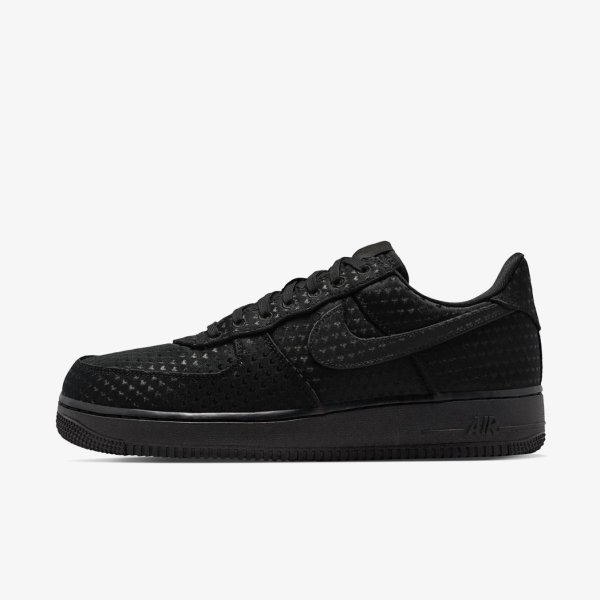 Чоловічі кросівки NIKE AIR FORCE 1 RETRO VALENTINE'S DAY TRIPLE BLACK