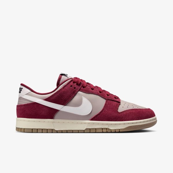Чоловічі кросівки NIKE DUNK LOW RETRO SE COLLEGE GREY / TEAM RED
