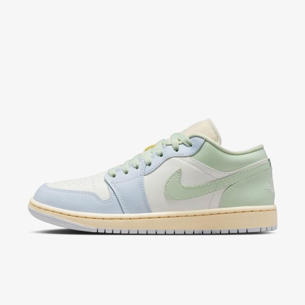 Жіночі кросівки WMNS AIR JORDAN 1 LOW EASTER