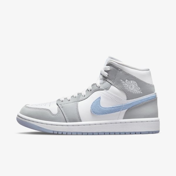 Жіночі кросівки WMNS AIR JORDAN 1 MID WOLF GREY / ALUMINUM