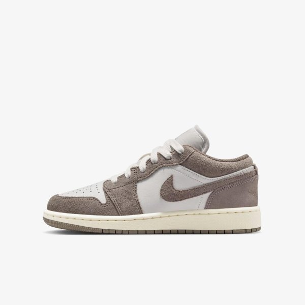 Дитячі кросівки AIR JORDAN 1 LOW (GS) OLIVE GREY / ENIGMA STONE