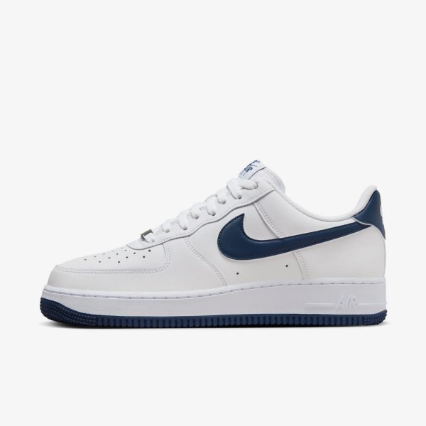 Чоловічі кросівки NIKE AIR FORCE 1 07