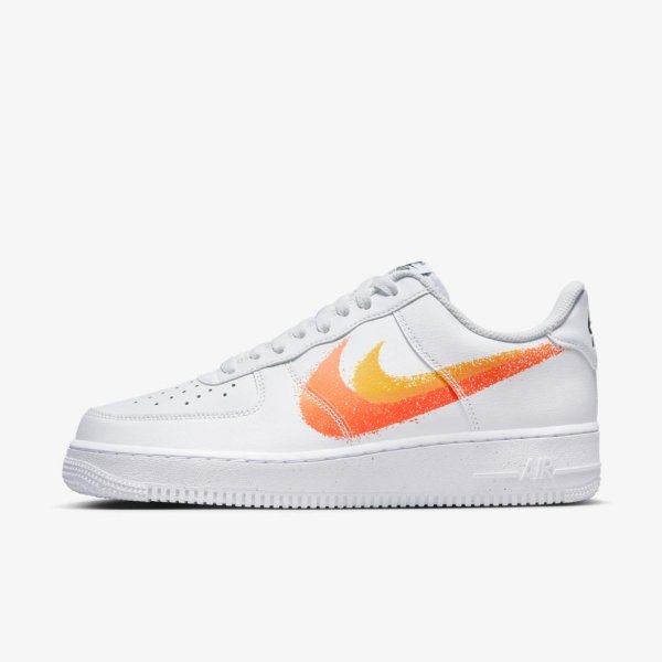 Чоловічі кросівки NIKE AIR FORCE 1 07