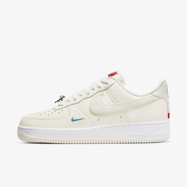 Чоловічі кросівки NIKE AIR FORCE 1 07