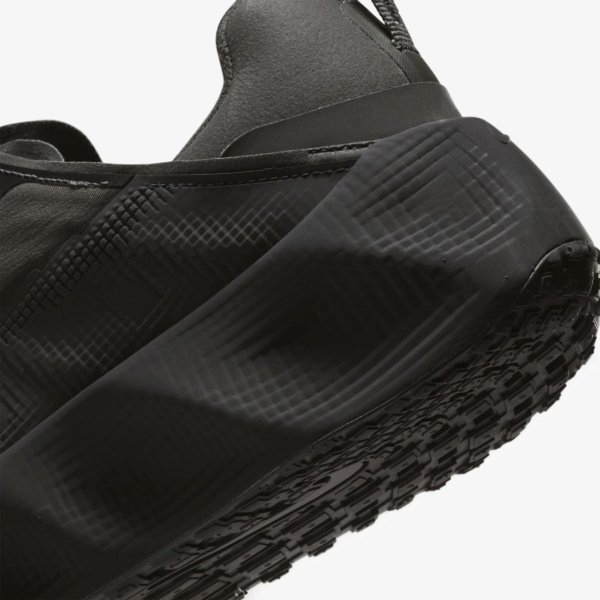 Чоловічі кросівки NIKE x HYEIN SEO AVA ROVER