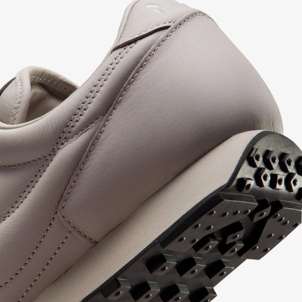 Чоловічі кросівки NIKE DBREAK SP