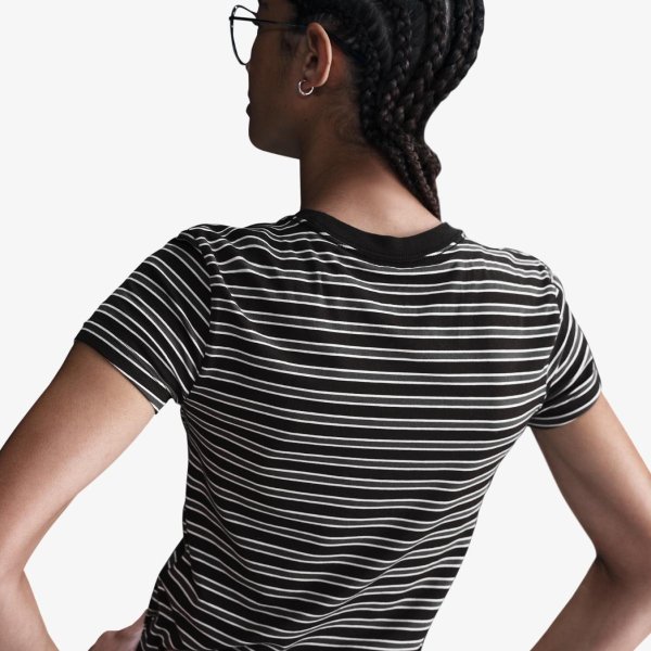 Жіноча футболка NIKE W NSW NK CHLL KNT TEE PNX