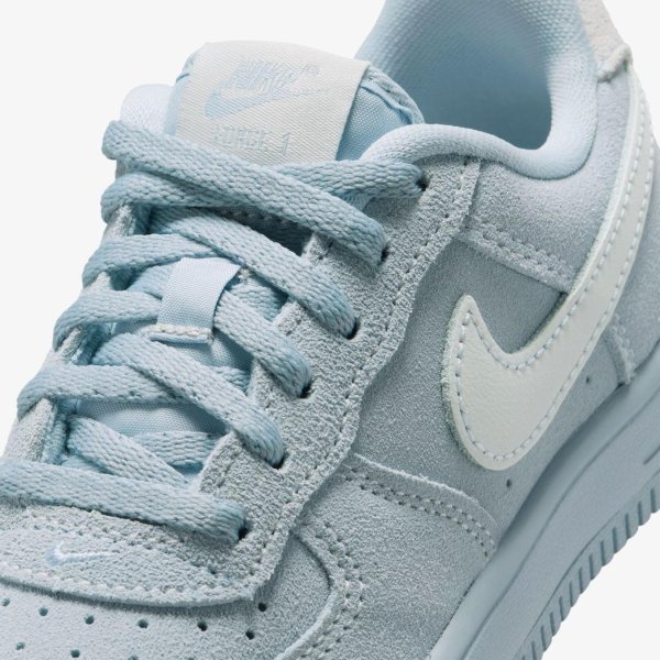 Дитячі кросівки NIKE FORCE 1 LOW LV8 SUEDE LACE PURE PLATINUM (PS)