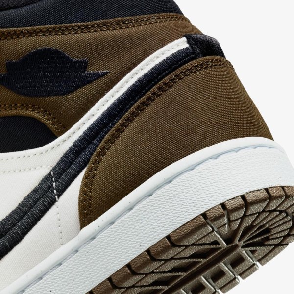 Жіночі кросівки WMNS AIR JORDAN 1 MID SE LIGHT OLIVE