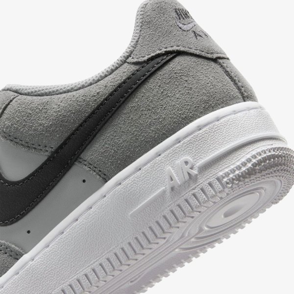Дитячі кросівки NIKE AIR FORCE 1 ESSENTIAL+ SMOKE GREY (GS)
