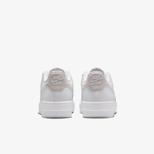 Дитячі кросівки NIKE AIR FORCE 1 WHITE / VAST GREY (GS)