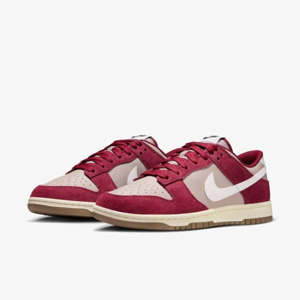 Чоловічі кросівки NIKE DUNK LOW RETRO SE COLLEGE GREY / TEAM RED