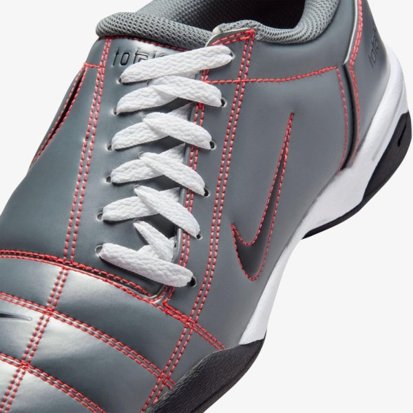 Чоловічі кросівки NIKE TOTAL 90 SMOKE GREY / BRIGHT CRIMSON