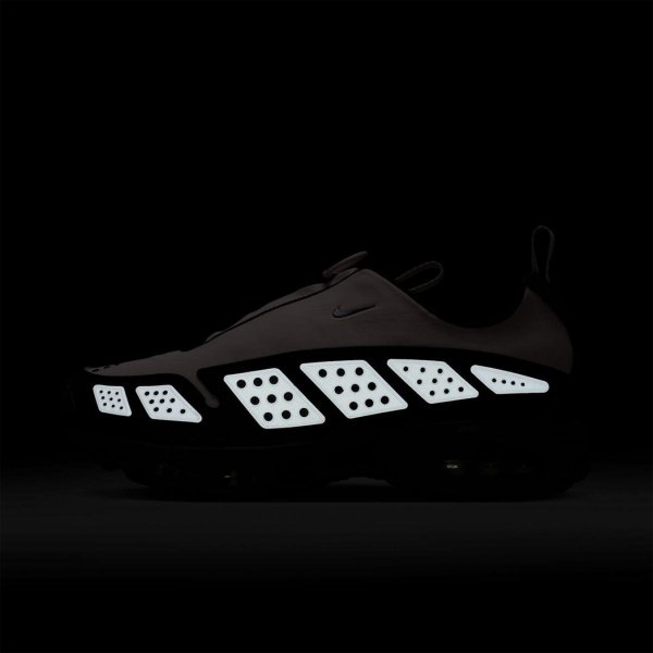 Жіночі кросівки NIKE WMNS AIR MAX SNDR PLATINUM VIOLET