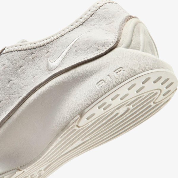 Жіночі кросівки NIKE WMNS AIR SUPERFLY PHANTOM