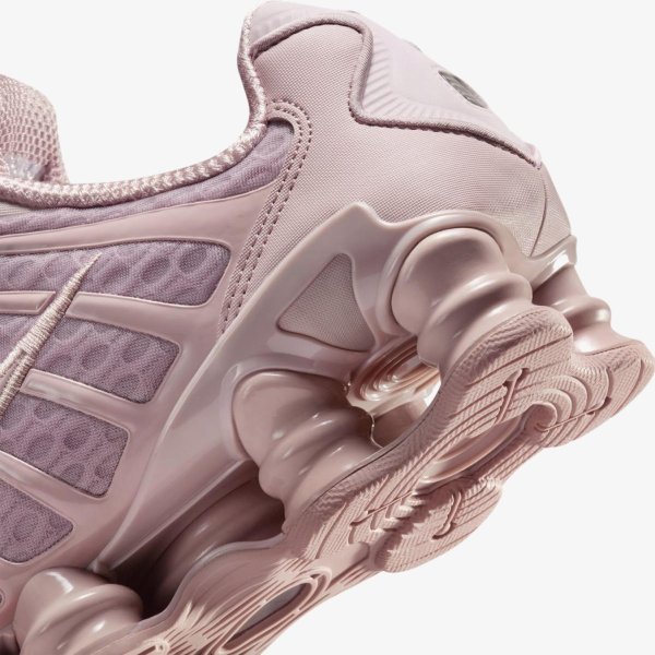 Жіночі кросівки NIKE WMNS SHOX TL PARTICLE ROSE